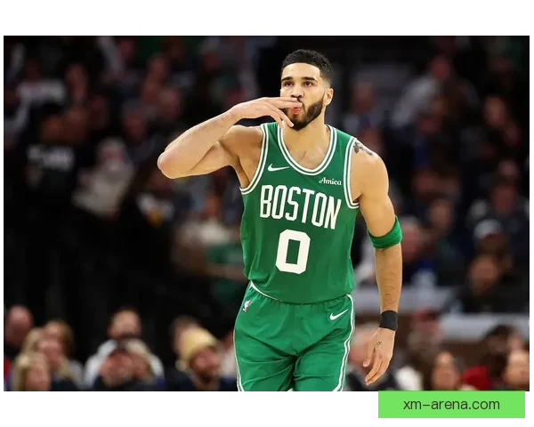 塔图姆突破14000分成历史第五年轻前锋仅次于詹杜瓜